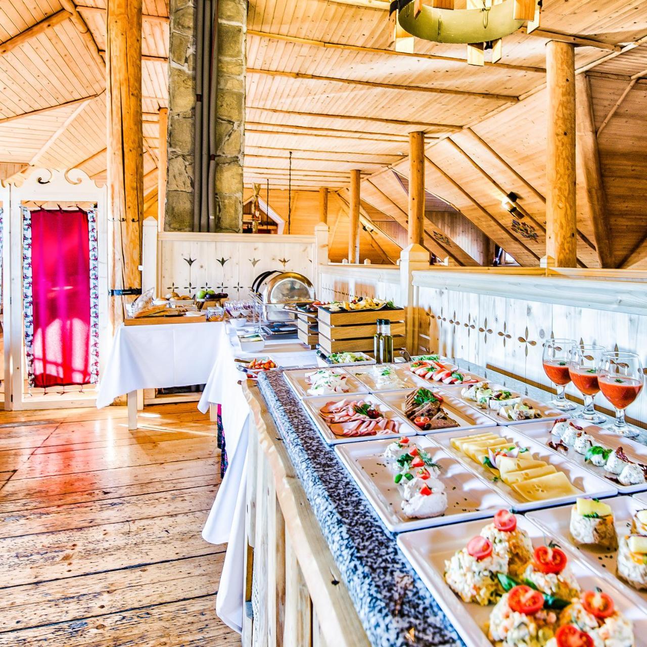 Skansen Holiday Bed & Breakfast Cholerzyn ภายนอก รูปภาพ